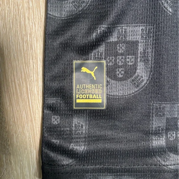 New Puma 26 Portugal Black Special Edition Jersey - Mens Small - Picture 7 of 8